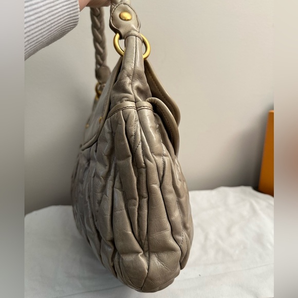 Miu Miu Pleated Leather Tote Bag - Picture 3 of 12